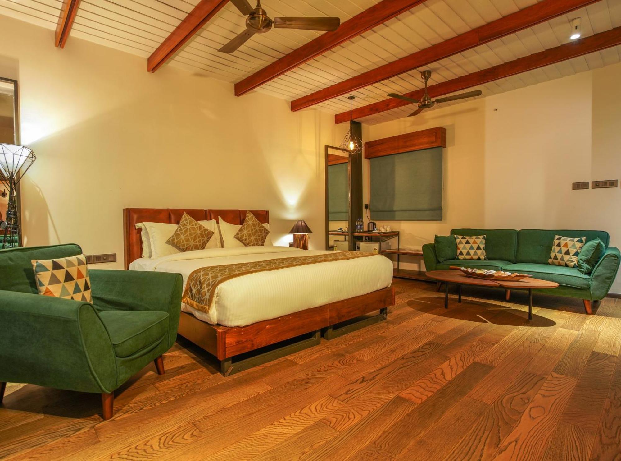 Vyna Hillock Resort And Spa Витірі Екстер'єр фото