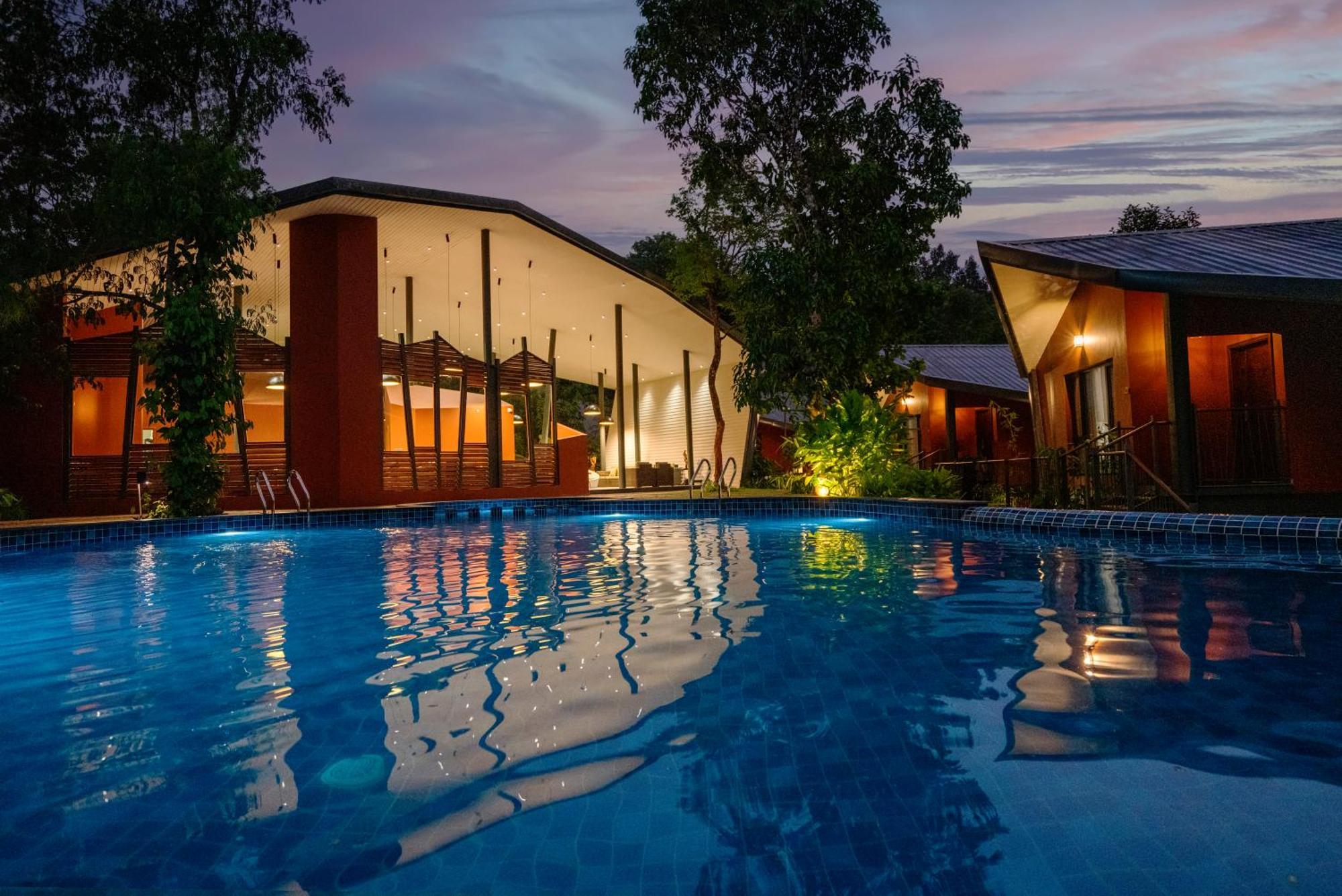Vyna Hillock Resort And Spa Витірі Екстер'єр фото