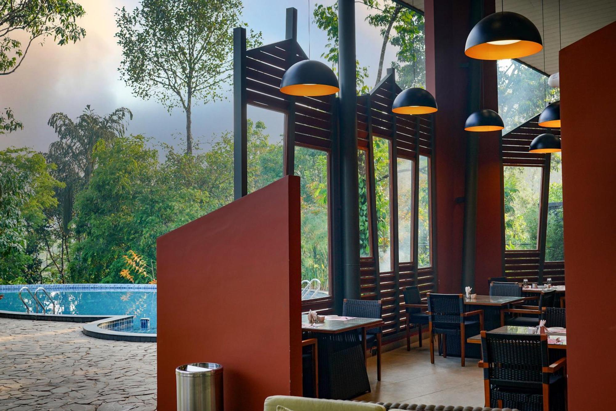 Vyna Hillock Resort And Spa Витірі Екстер'єр фото