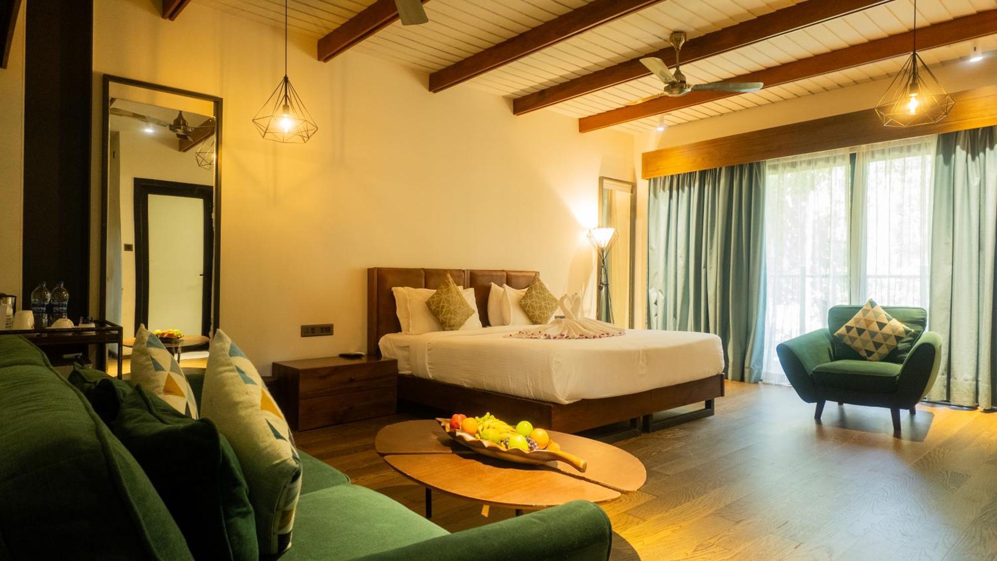 Vyna Hillock Resort And Spa Витірі Екстер'єр фото